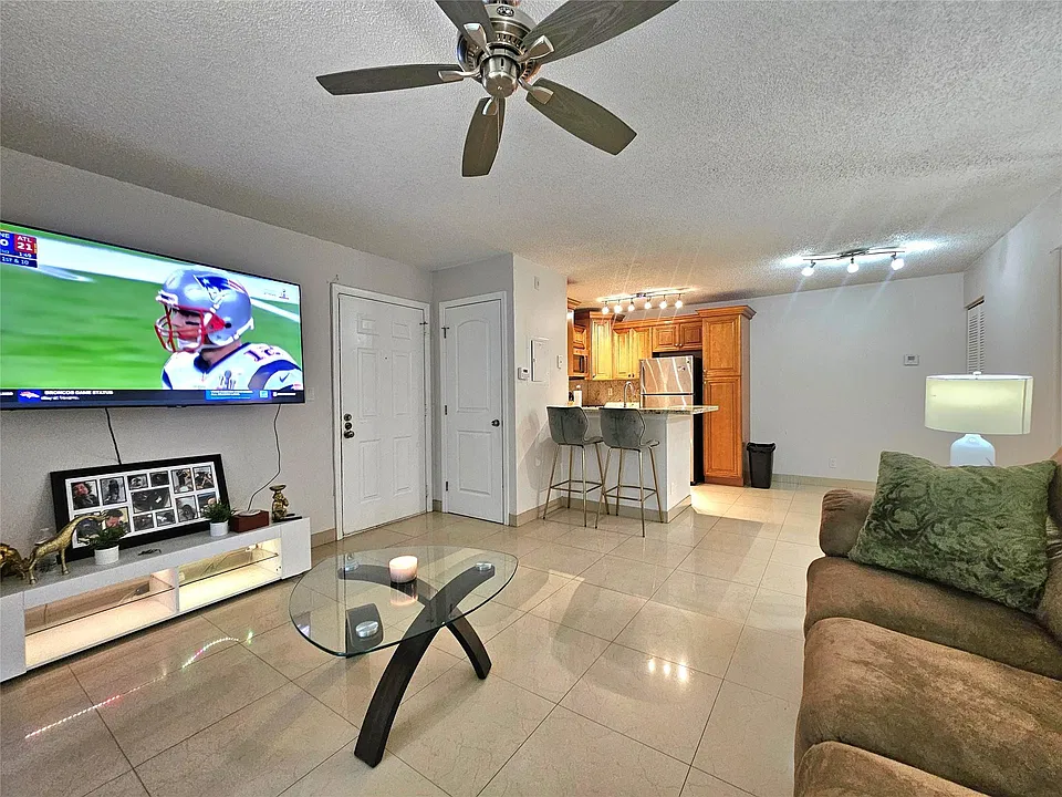701 Lyons Rd #13103