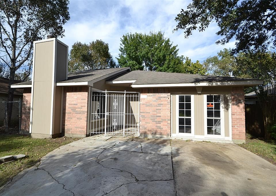 1st image of 3406 Woodmont Dr