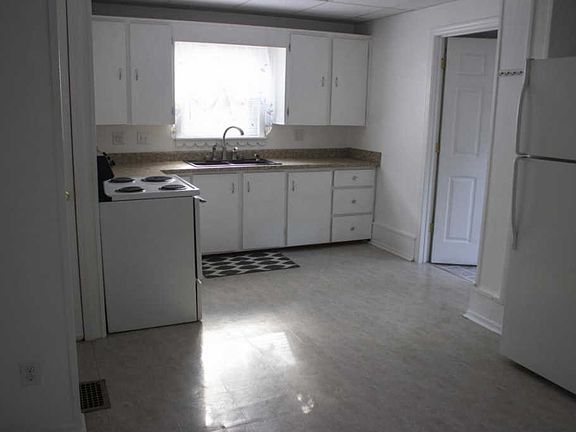 2nd image of 216 W Belmont St