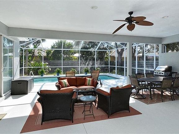 4th image of 842 Oak Briar Ln