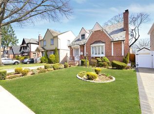 7549 177th St, Fresh Meadows, NY 11366