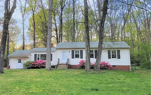 808 Cowan Rd Photo 1