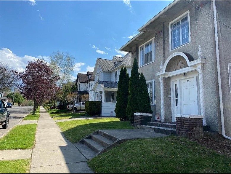 1st image of 87 Crestmont Rd