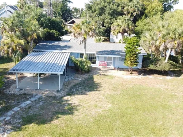 2 SE Chinica Dr, Summerfield, FL 34491