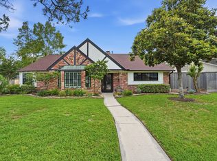 5927 Valkeith Dr, Houston, TX 77096