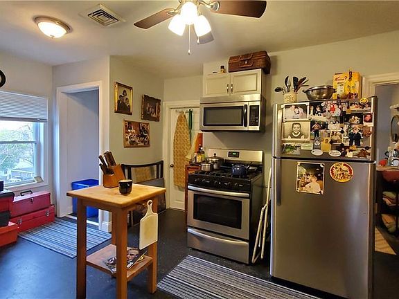 4th image of 5 John St Floor 1