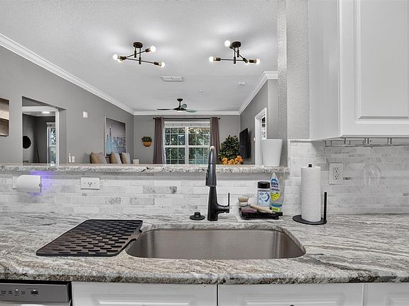 3rd image of 4221 W SPRUCE STREET #2215