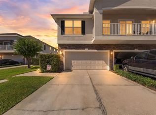 2333 Tanbark Ridge Pl, Plant City, FL 33563