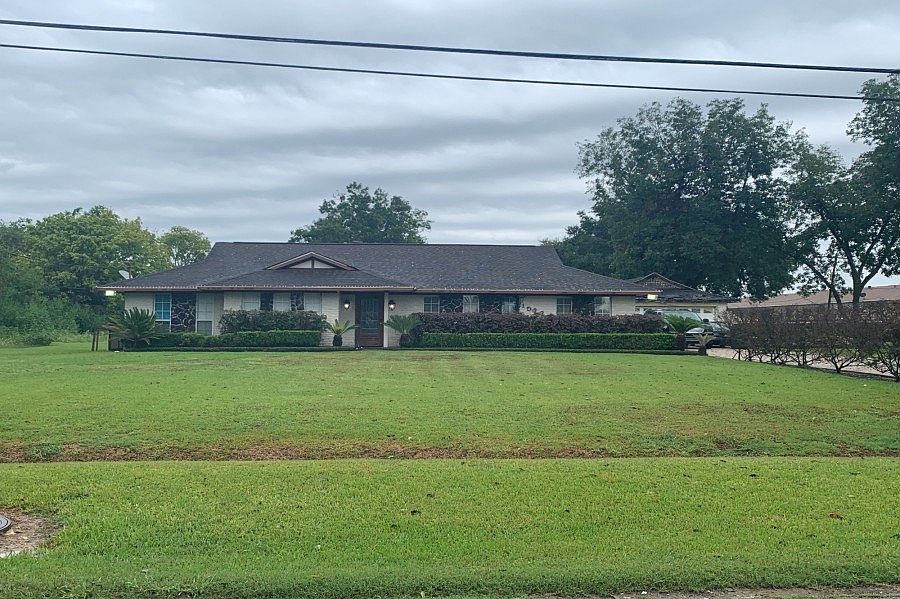 1st image of 10525 Gulf Meadows Dr