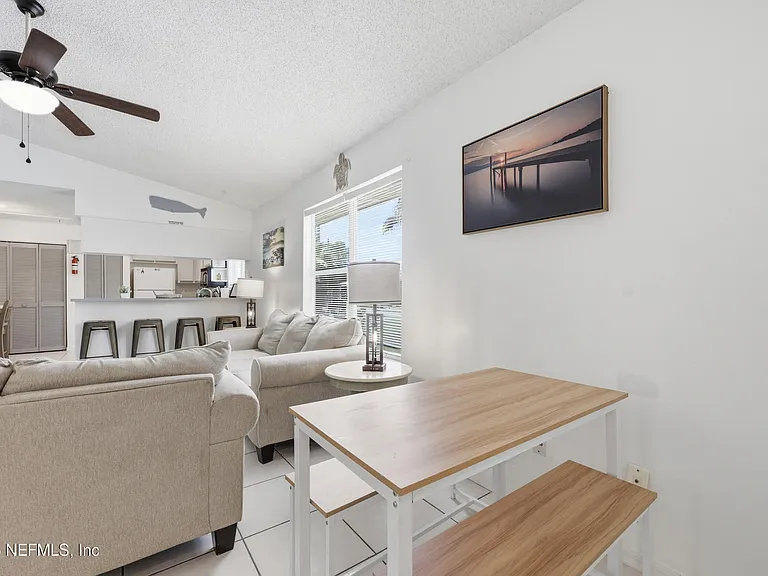 6 Lisbon St #A/B — Photo 24