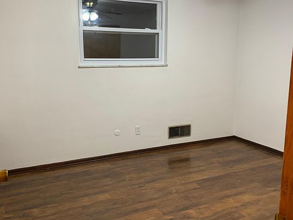 Smaller bedroom but still nice size