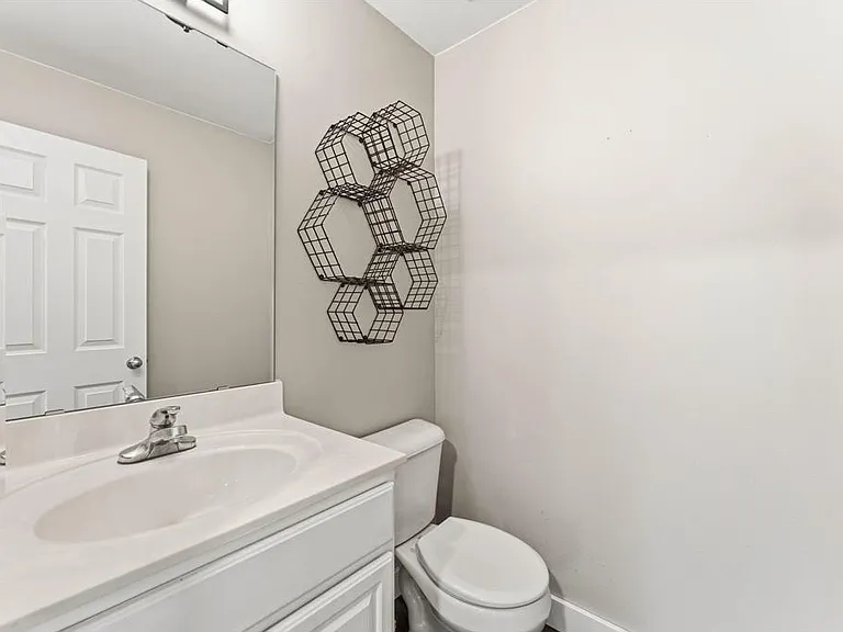 7598 Crimson Ln — Photo 10