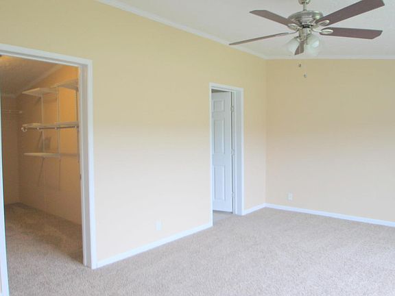3rd image of 2572 Plum Creek Rd