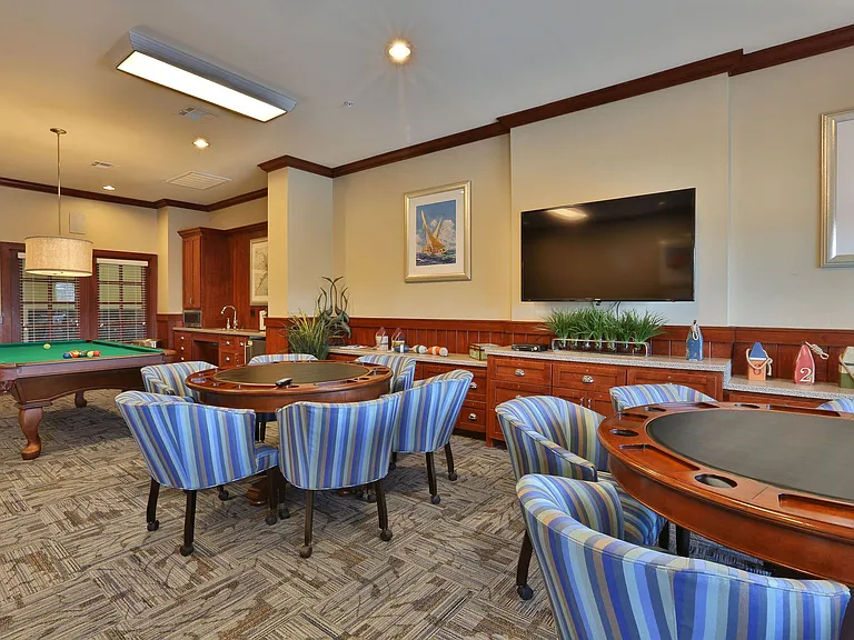 Pacana Park 55+ Apartments — Photo 11