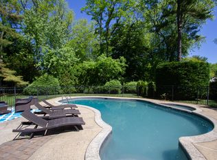 10 N Rivers Edge Dr, Little Silver, NJ 07739