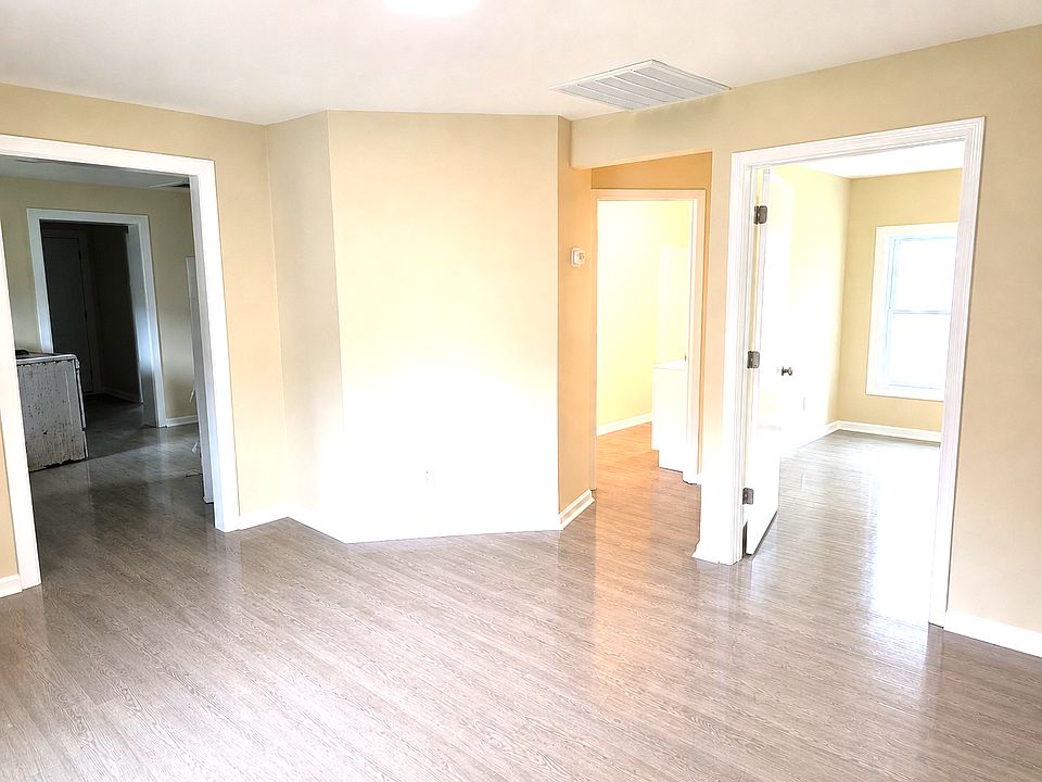 2nd image of 522 Sandusky St