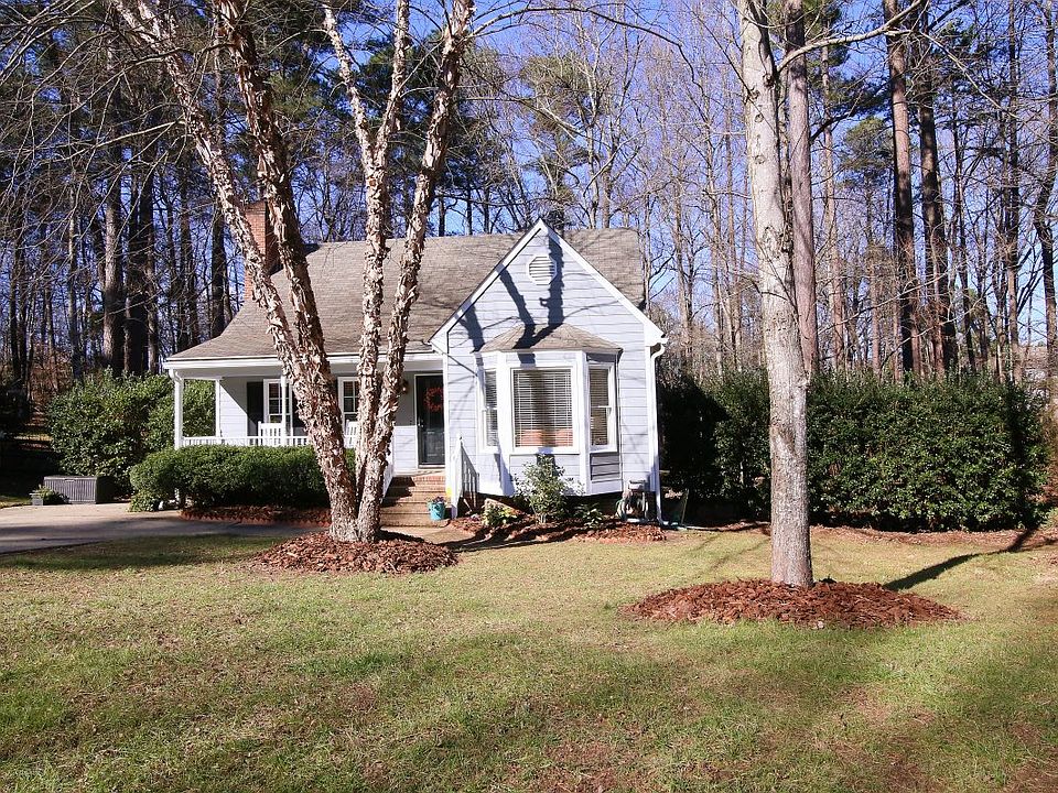 1st image of 300 Brandermill Dr