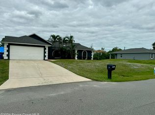1383 Martinez St SE, Palm Bay, FL 32909