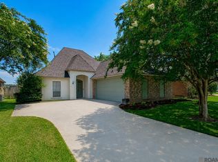 10109 Chanel Dr, Denham Springs, LA 70726