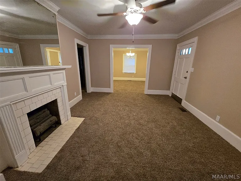 555 Morningview Dr — Photo 6