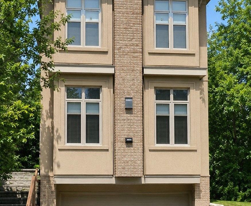 1st image of 291 Ferndale Ave