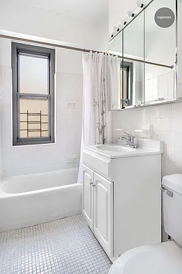 Rented by Triplemint | media 19