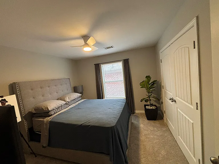 518 Tulip Ln — Photo 22