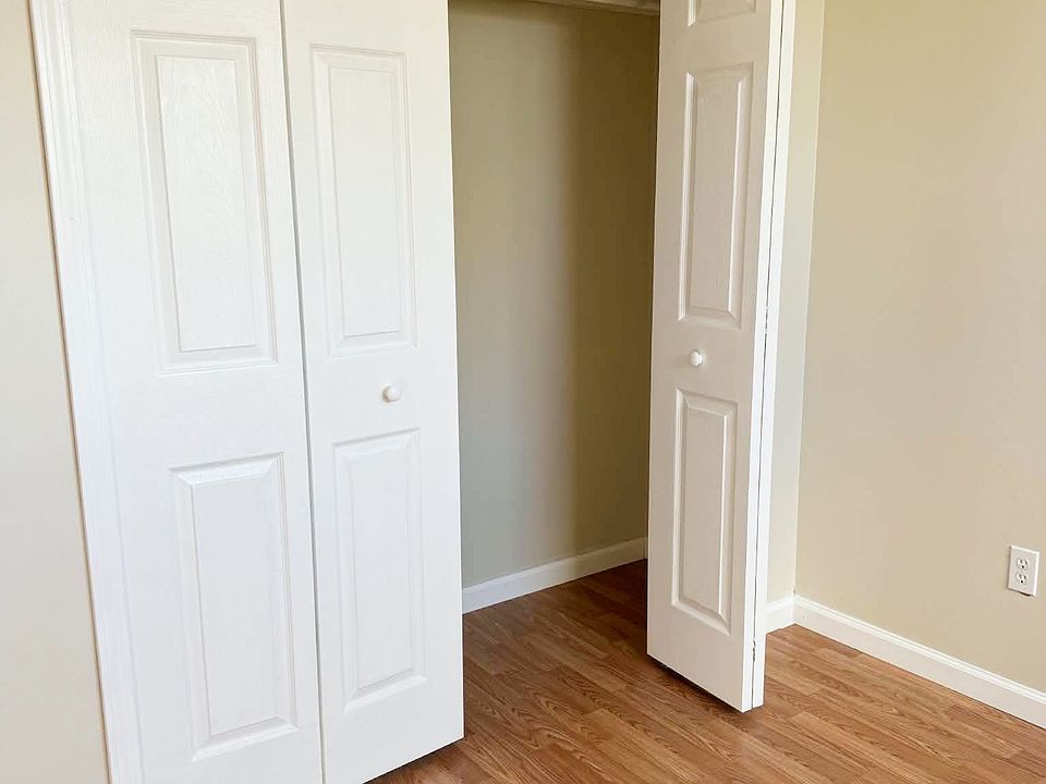 28225 Raleigh Crescent Dr, photo 23