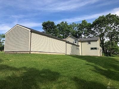 3rd image of 5780 Salem Bend Dr