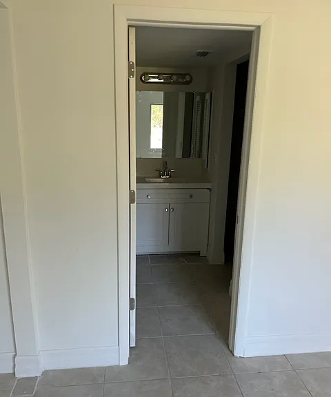 5814 Littlestone Ct — Photo 4