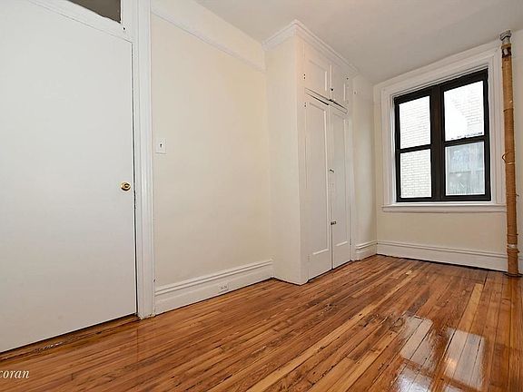 3rd image of 51 Tiemann Pl #64