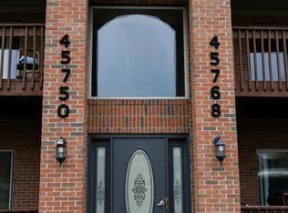 45762 Prairiegrass Ct #7, Belleville, MI