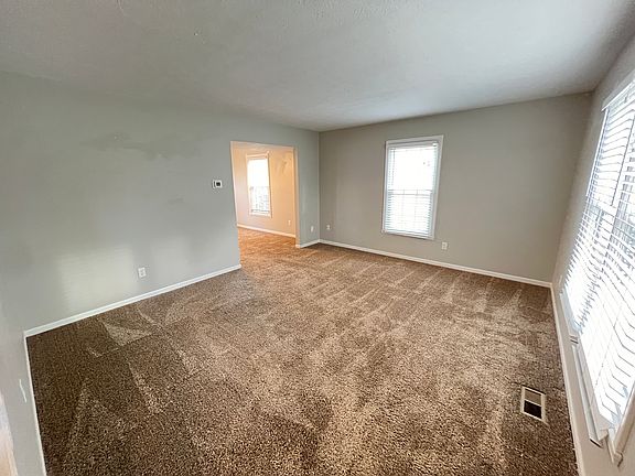 5th image of 3013 Scottsdale Dr