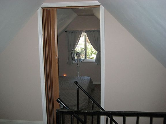 3rd image of 437 W Rainbow Blvd