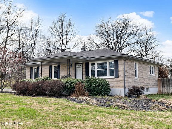 2nd image of 2515 Chapeze Ln