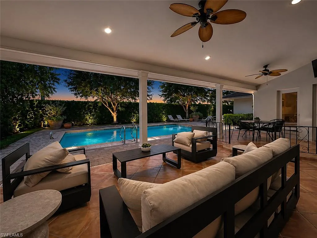 3 bed, 3.5 bath, 2600 sqft, $25,000 — Photo 2