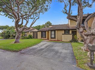 7104 SW 127th Ct, Miami, FL 33183