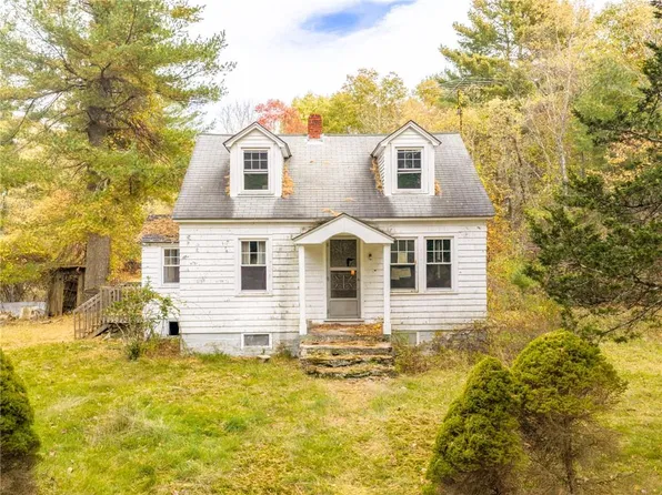 4 Boswell Trl, Foster, RI 02825