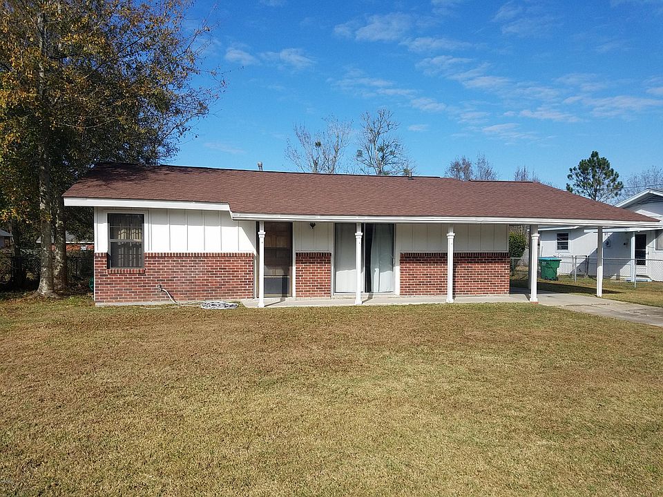 1st image of 19 Linda Ln