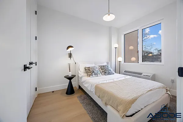Bedroom 1, photo 1
