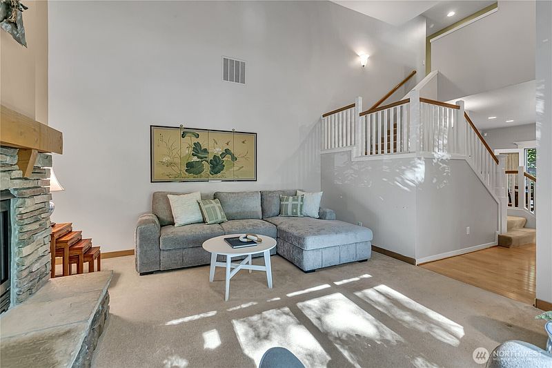 4th image of 35316 SE Ridge Street #B