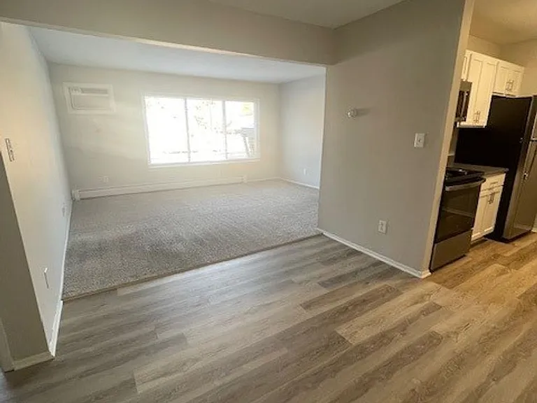 333 Marshall Apartments — Photo 9