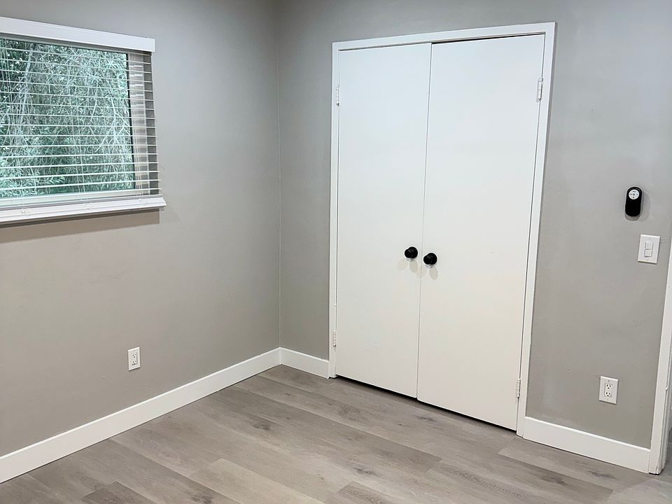 1st image of 5670 Ash St APT 17