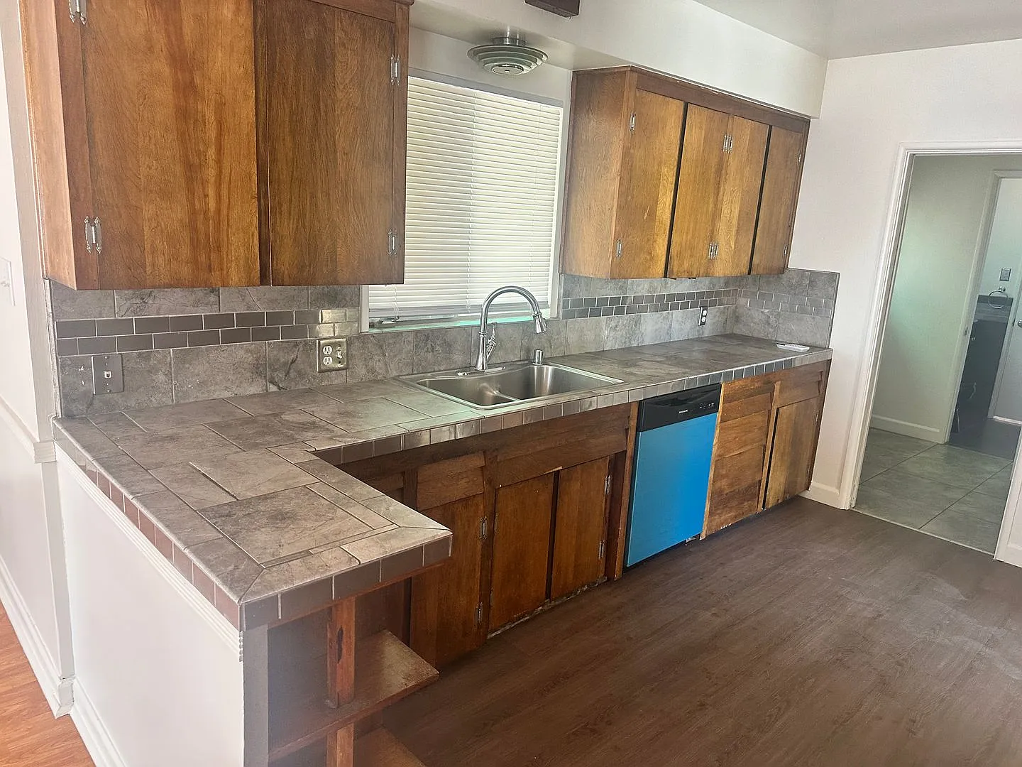 2518 San Pablo — Photo 2