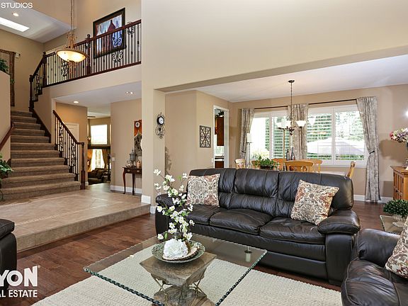 3rd image of 306 Russi Ct