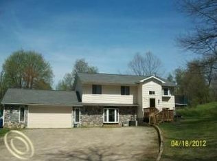 5803 Jackson Blvd, White Lake, MI 48383