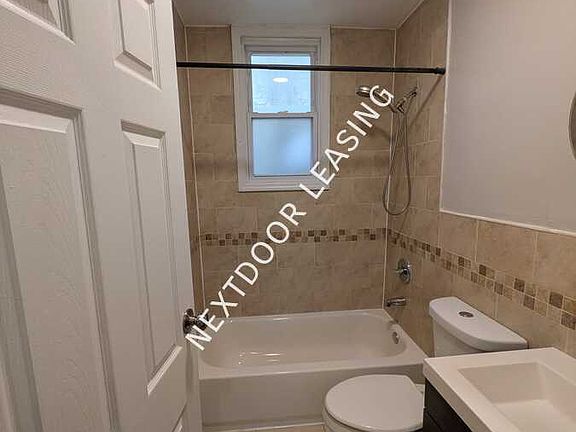 3rd image of 90 W 20th St #1M