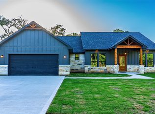 24994 Armagh St, Hempstead, TX 77445