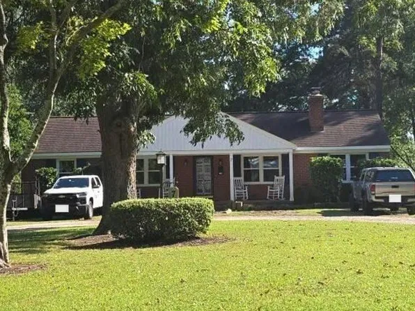 7 Miller Rd, Newport News, VA 23602