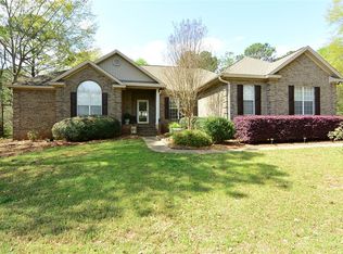 188 Mitchell Creek Rdg, Wetumpka, AL 36093